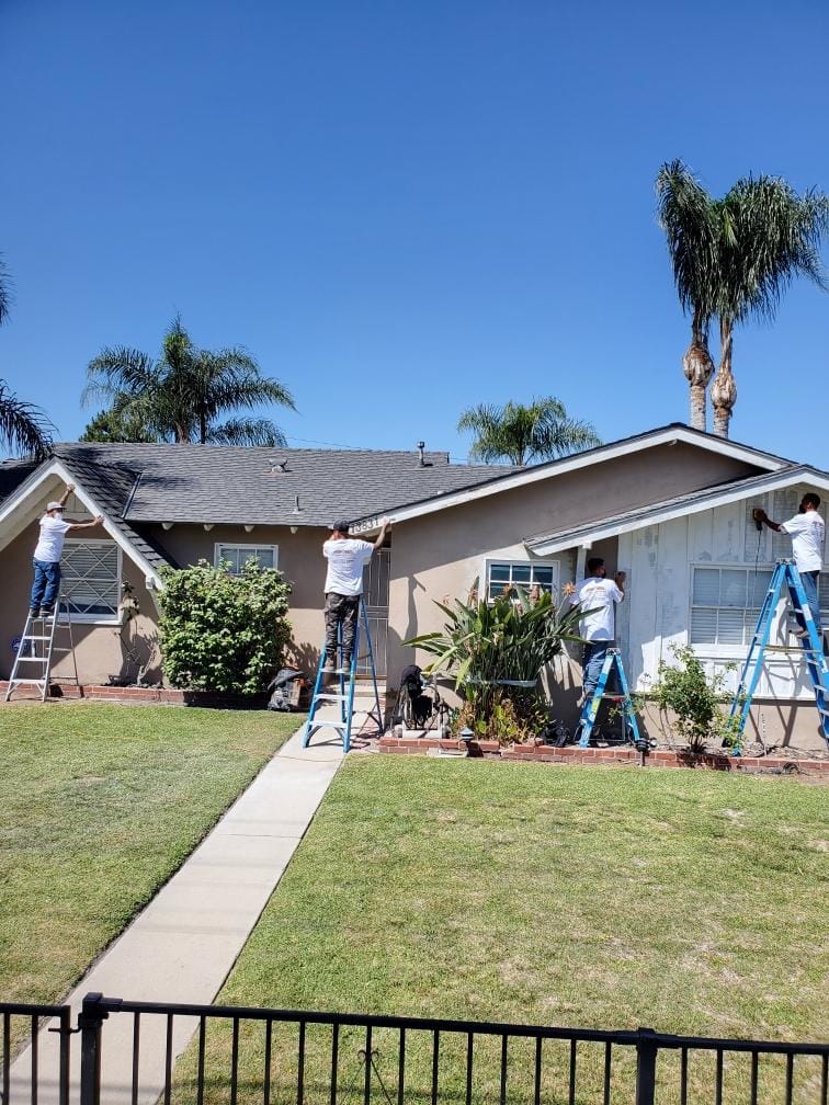 Professional exterior painting contractor in Long Beach, CA